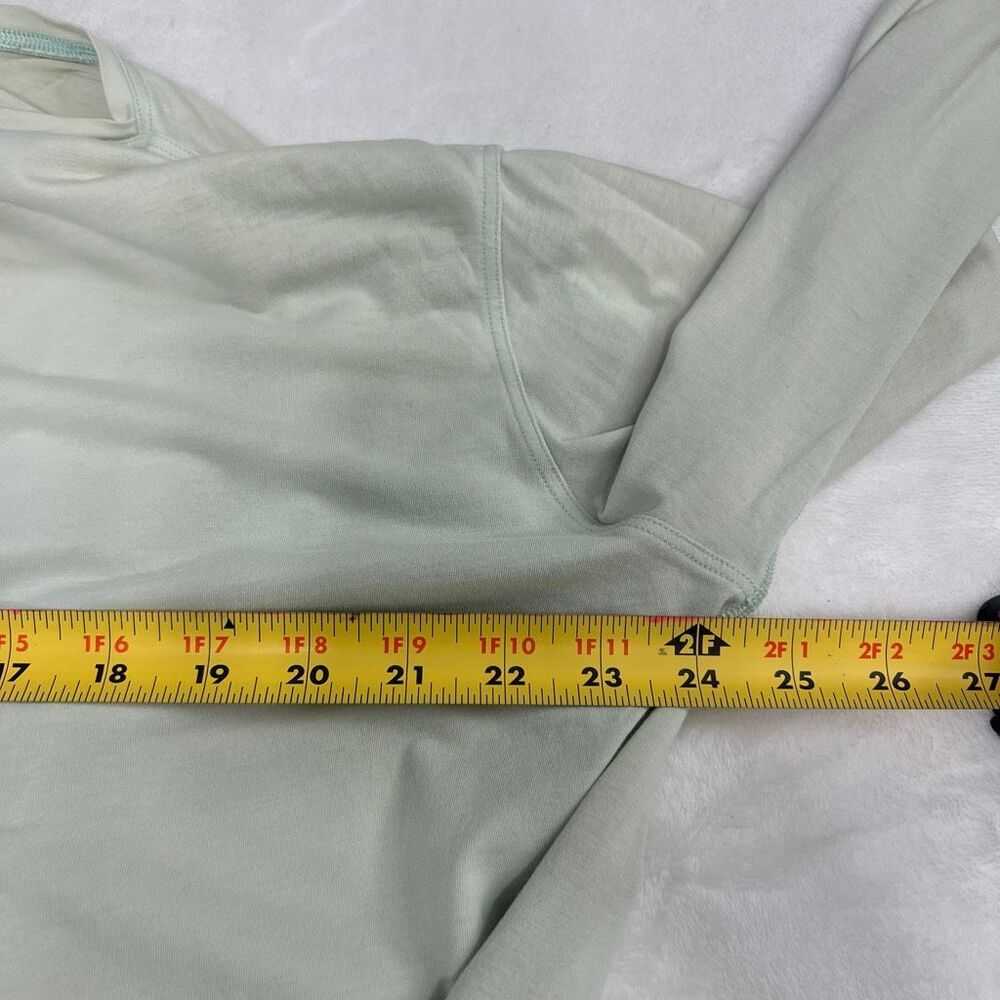 Lululemon Mint Green Back in Action Long Sleeve Shirt 6 Women - Picture 7 of 7